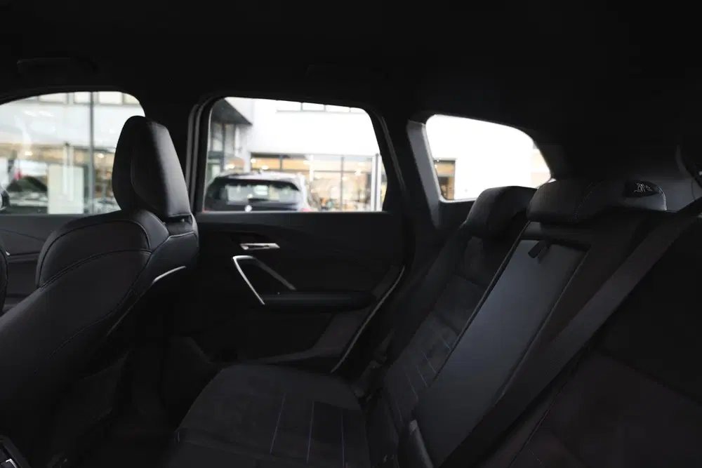 BMW iX1 eDrive20 M Sport uit 2024, foto 10