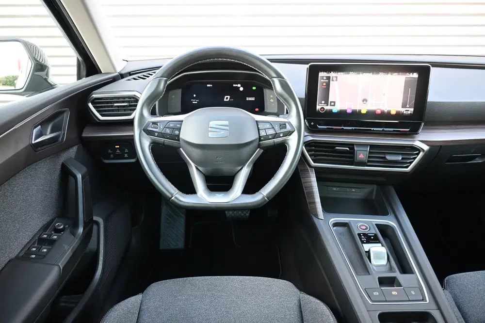 SEAT Leon 1.5 eTSI Xcellence 150-PK uit 2020, foto 14