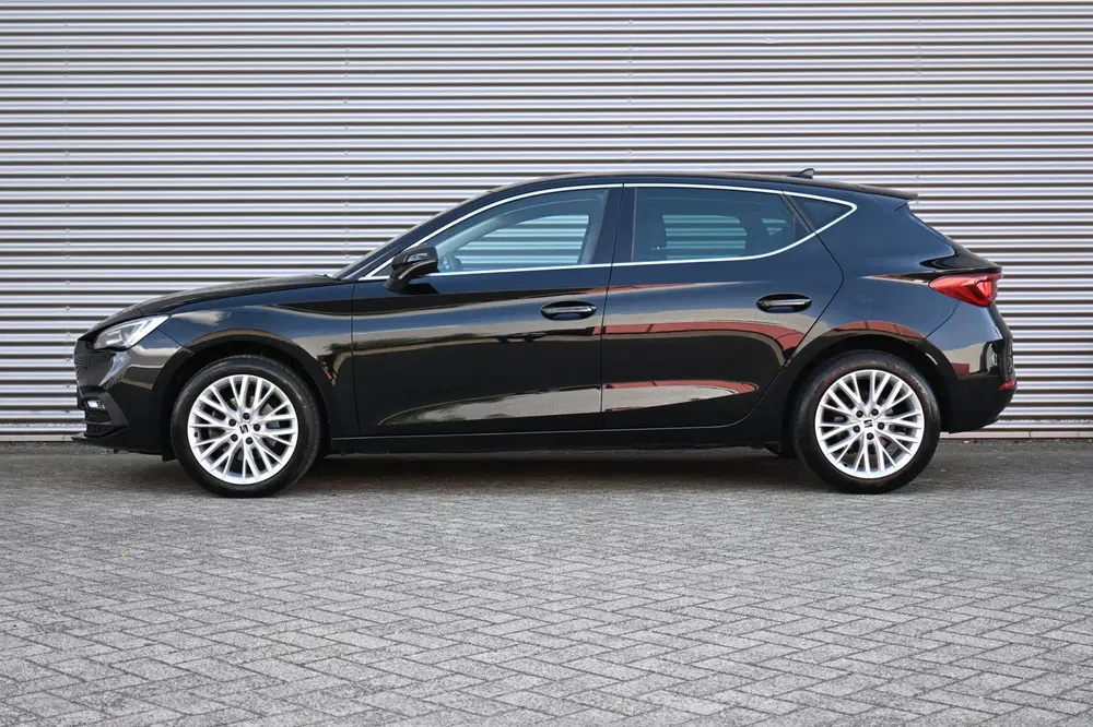 SEAT Leon 1.5 eTSI Xcellence 150-PK uit 2020, foto 4