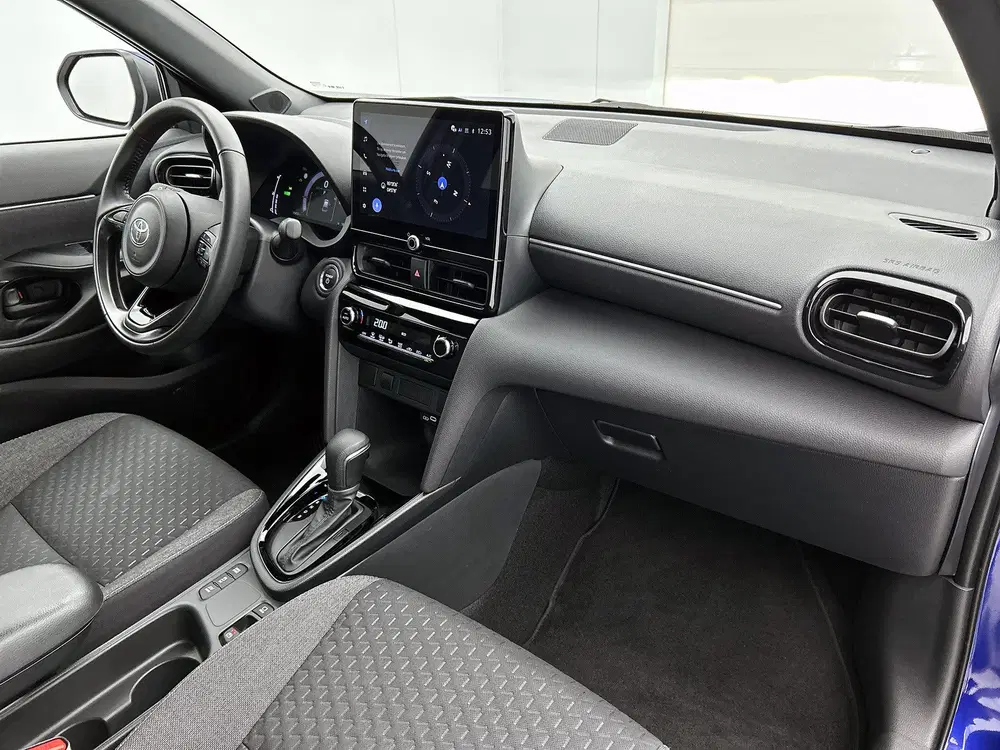Toyota Yaris Cross 1.5 Hybrid 115 First Edition uit 2025, foto 6