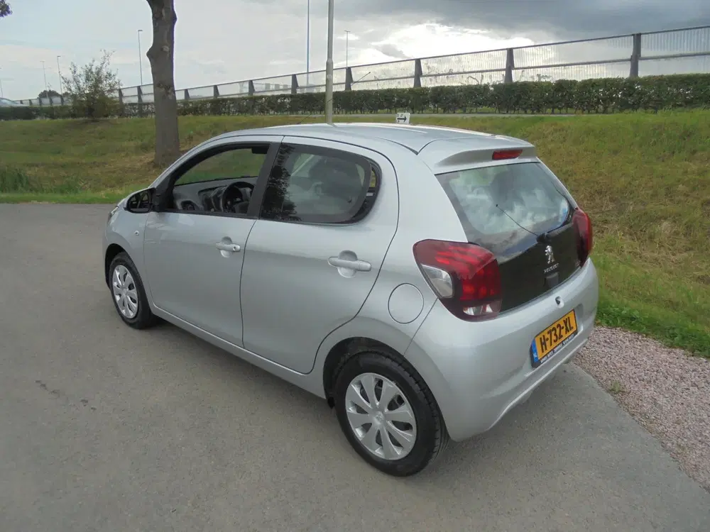 Peugeot 108 peugeot 108 1.0 Benzine Automaat airco 39. uit 2019, foto 2