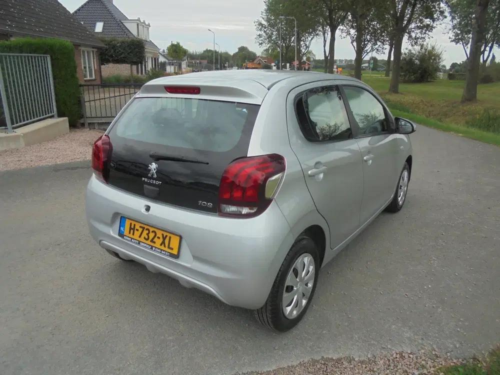 Peugeot 108 peugeot 108 1.0 Benzine Automaat airco 39. uit 2019, foto 3