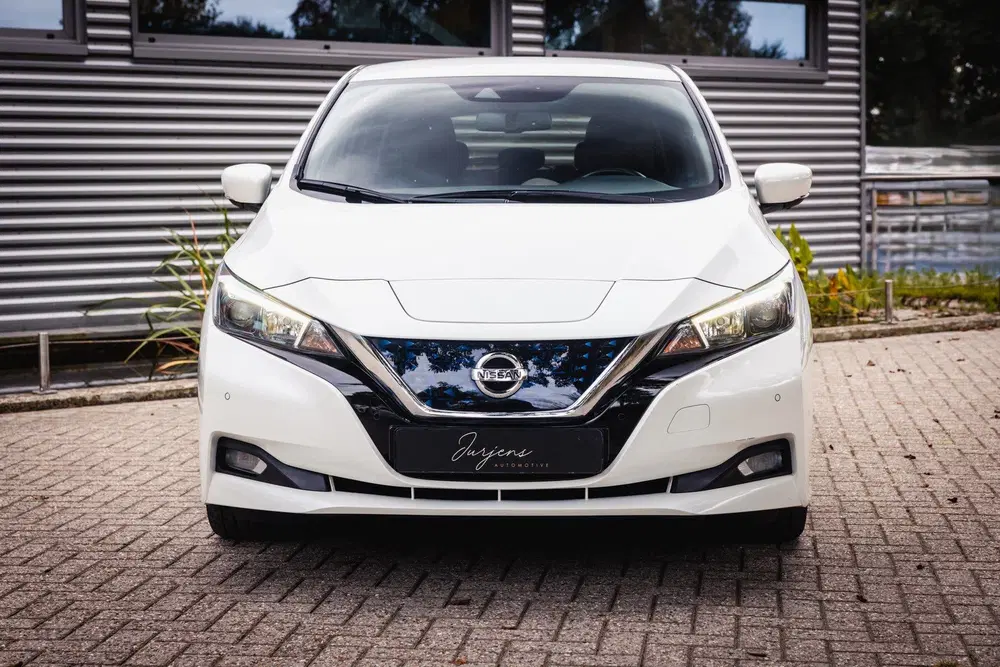 Nissan Leaf N-Connecta 40 kWh uit 2021, foto 2