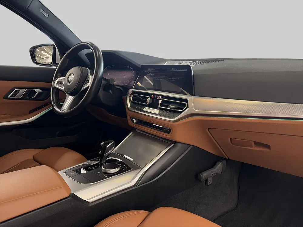 BMW 3-serie 320i Business Edition uit 2022, foto 13