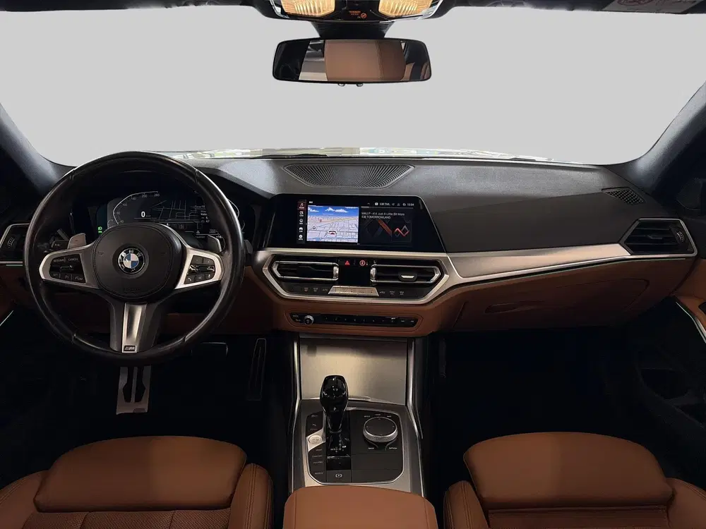 BMW 3-serie 320i Business Edition uit 2022, foto 5