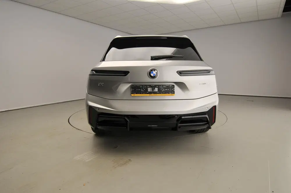 BMW iX xDrive45 M Sport Pro uit 2026, foto 3