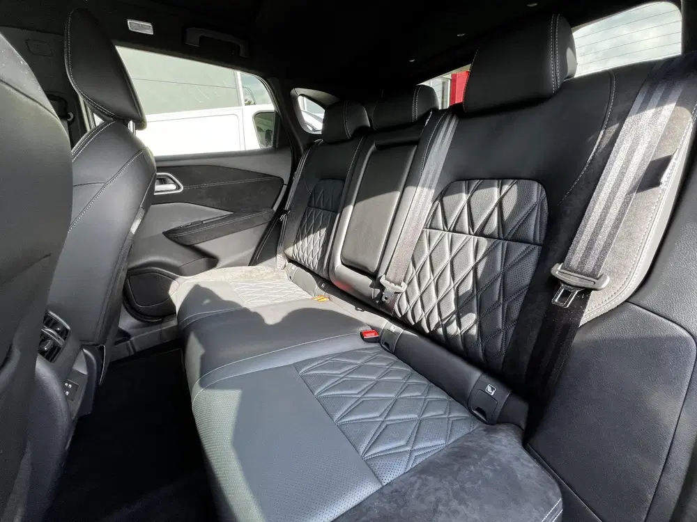 Nissan Qashqai 1.3 MHEV Xtronic Tekna Plus uit 2026, foto 8
