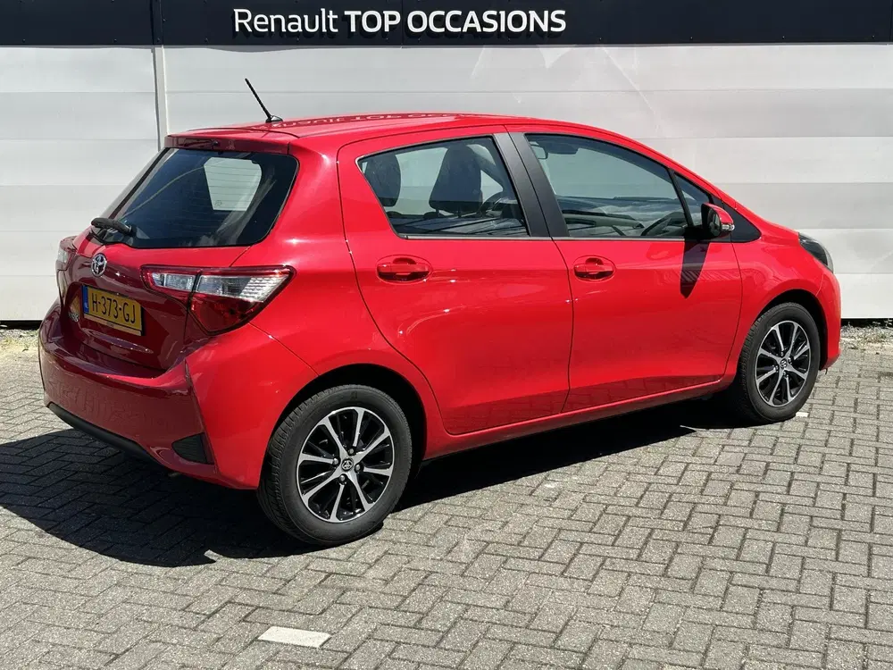 Toyota Yaris 1.0 VVT-i Connect uit 2020, foto 2