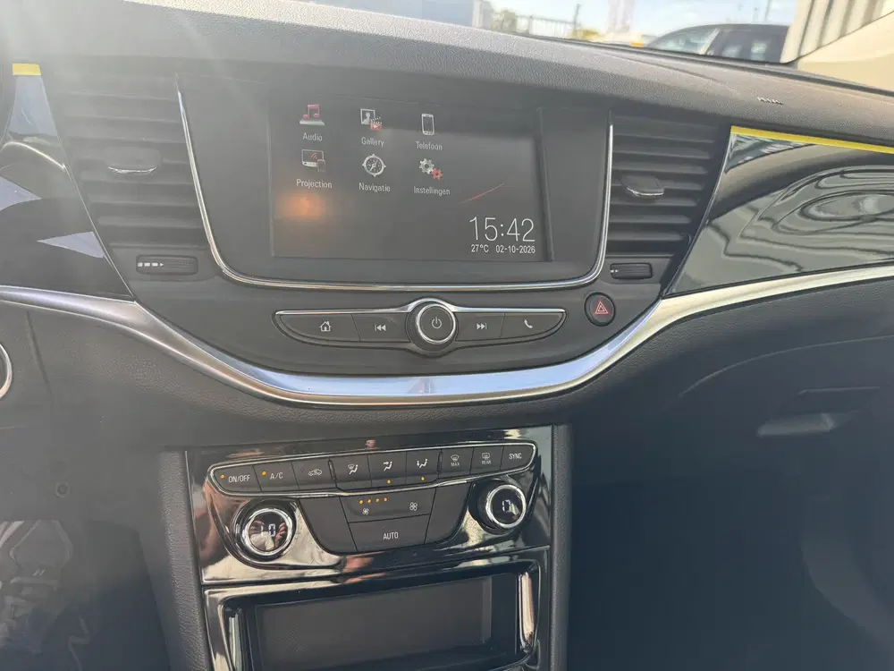 Opel Astra 1.2 Business Elegance (bj 2021) uit 2021, foto 11