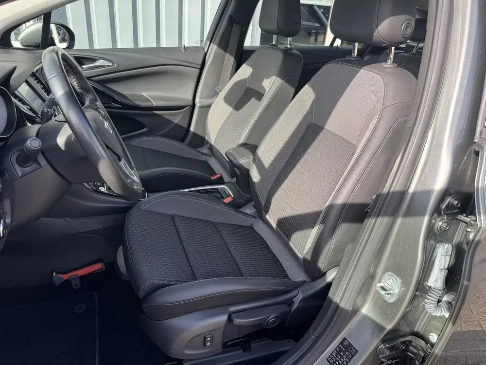 Opel Astra 1.2 Business Elegance (bj 2021) uit 2021, foto 6