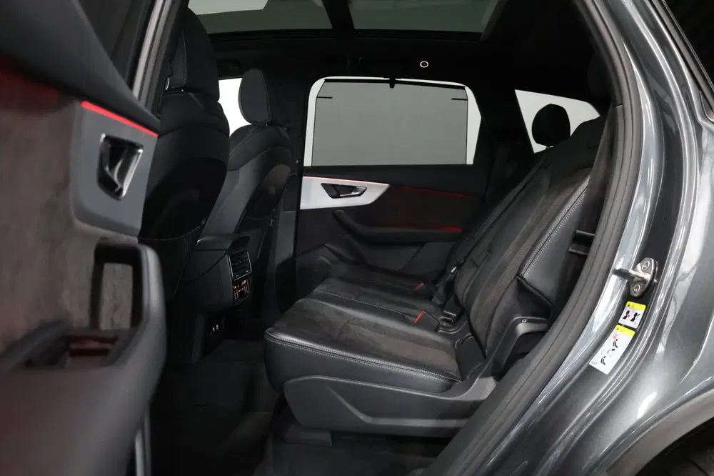 Audi SQ7 4.0 TFSI quattro 507+PK LED uit 2021, foto 12