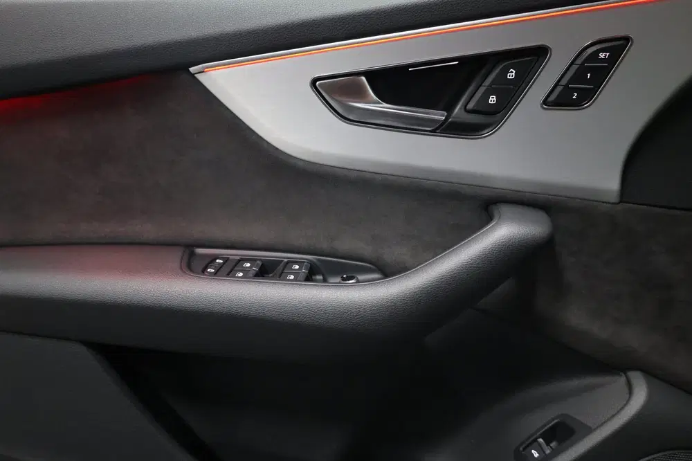 Audi SQ7 4.0 TFSI quattro 507+PK LED uit 2021, foto 13