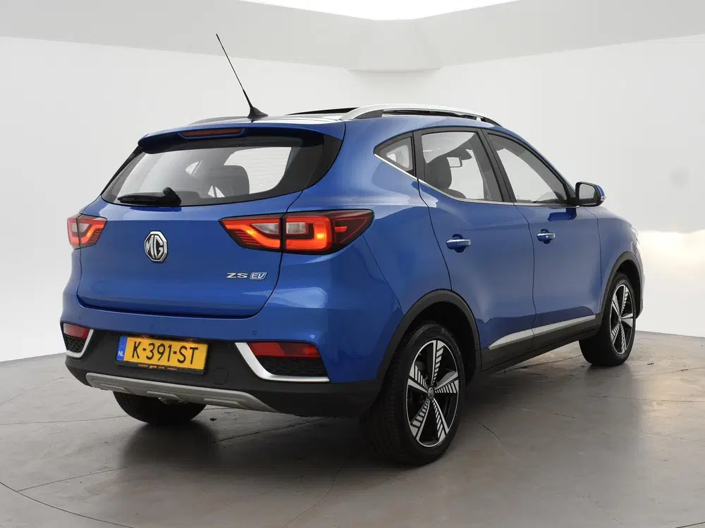 MG ZS MG ZS EV LUXURY 45 kWh + TREKHAAK uit 2021, foto 2