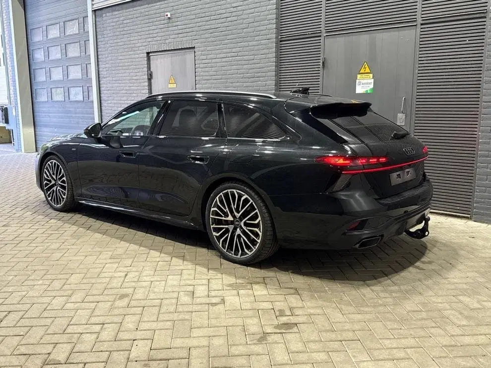Audi A6 S edition Competition Quattro uit 2026, foto 3