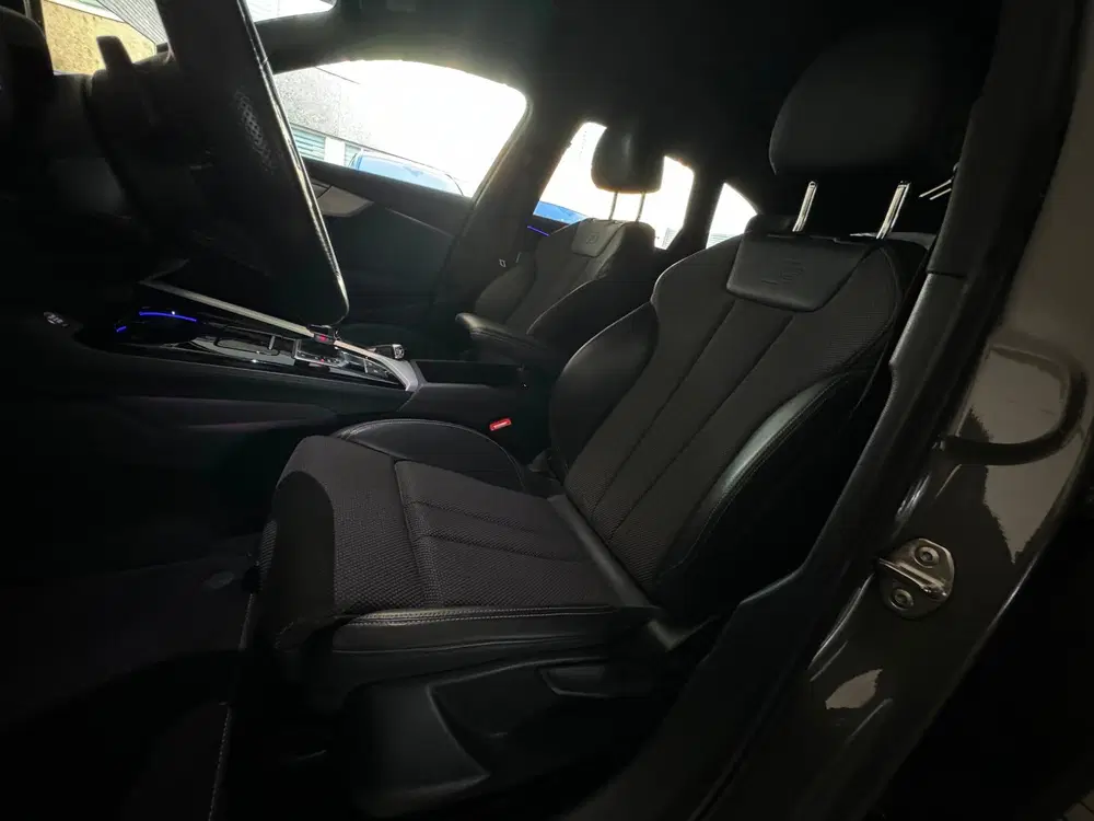 Audi A4 35 TFSI S Line Sfeer uit 2024, foto 9