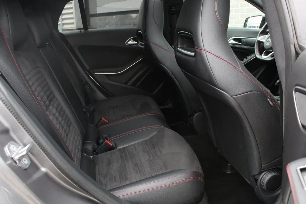 Mercedes-Benz CLA 180 uit 2019, foto 12