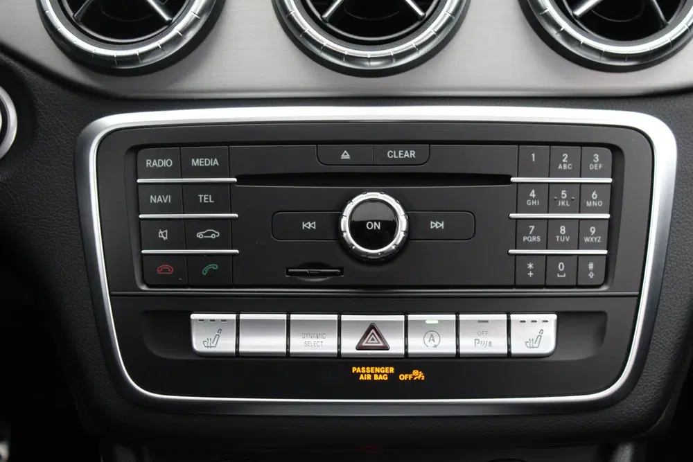 Mercedes-Benz CLA 180 uit 2019, foto 15