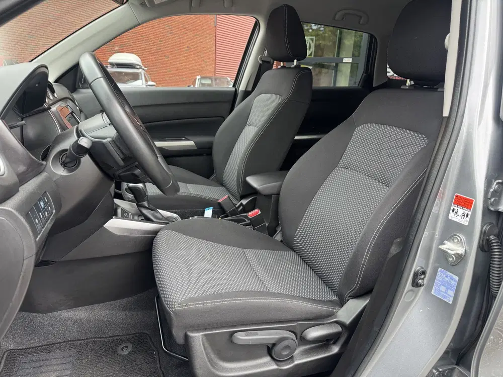 Suzuki Vitara 1.5 Hybrid Style AllGrip uit 2022, foto 12