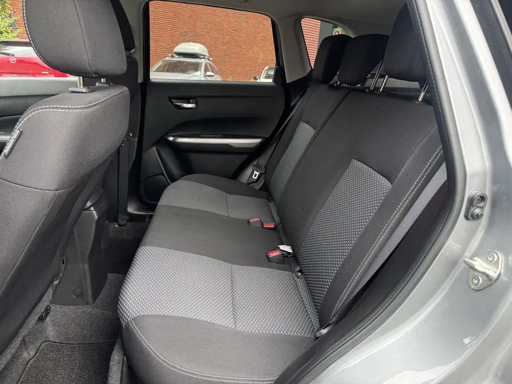 Suzuki Vitara 1.5 Hybrid Style AllGrip uit 2022, foto 13