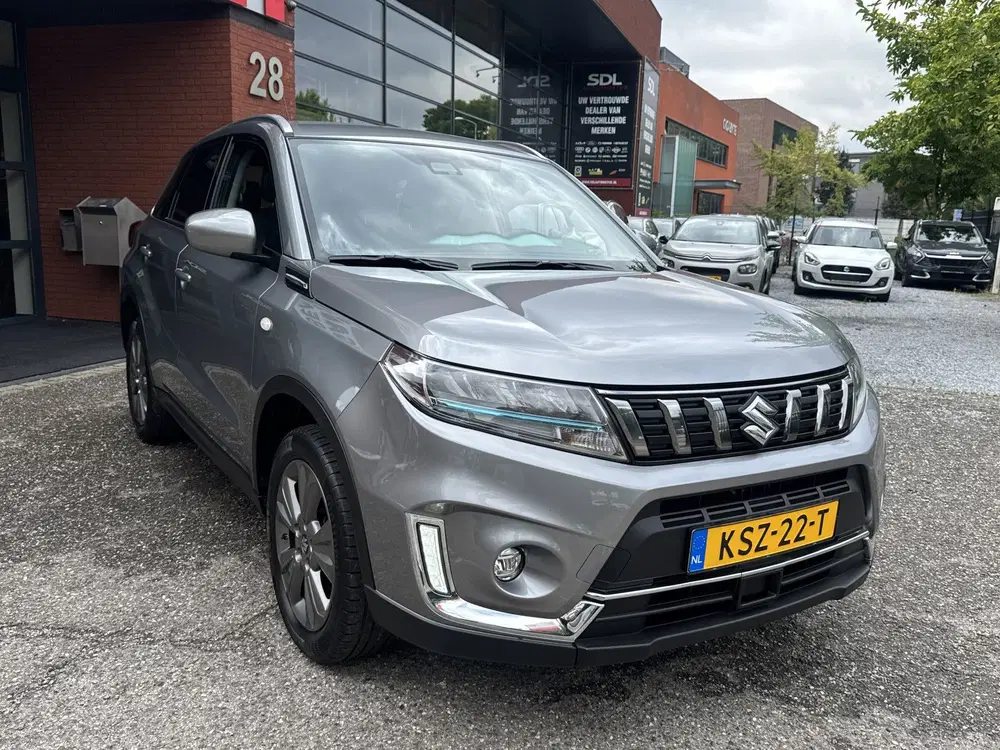 Suzuki Vitara 1.5 Hybrid Style AllGrip uit 2022, foto 3