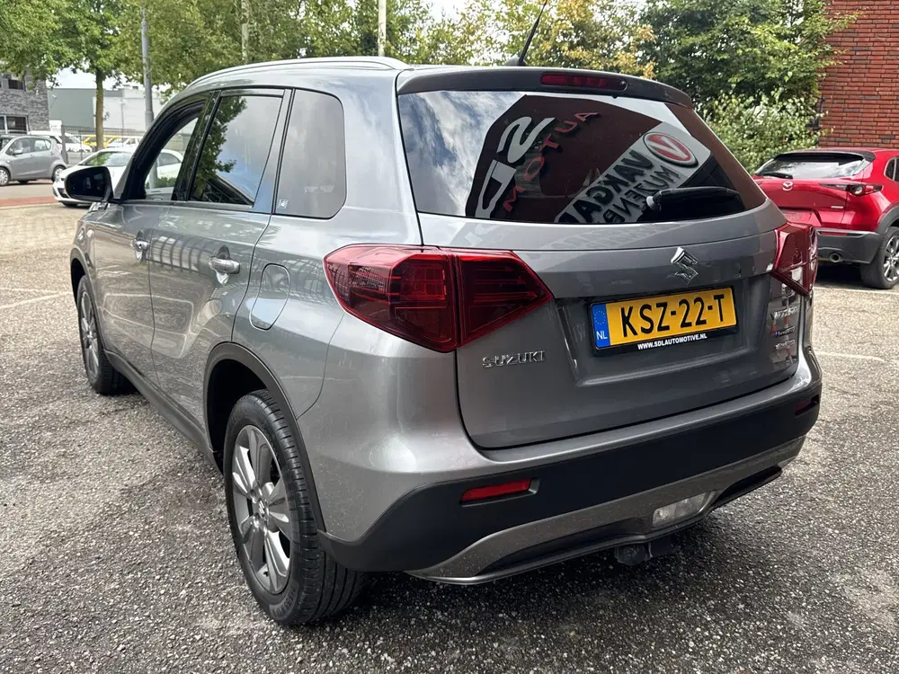 Suzuki Vitara 1.5 Hybrid Style AllGrip uit 2022, foto 4
