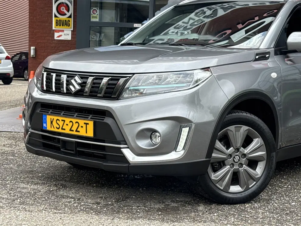 Suzuki Vitara 1.5 Hybrid Style AllGrip uit 2022, foto 8