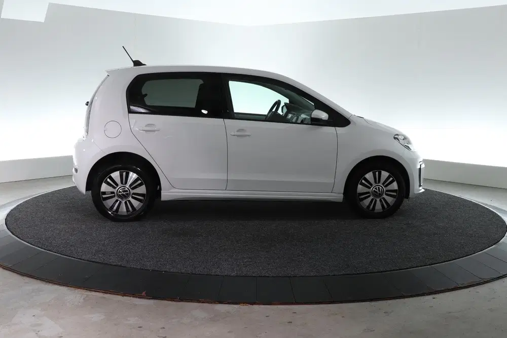 Volkswagen up! e-up Style uit 2022, foto 6