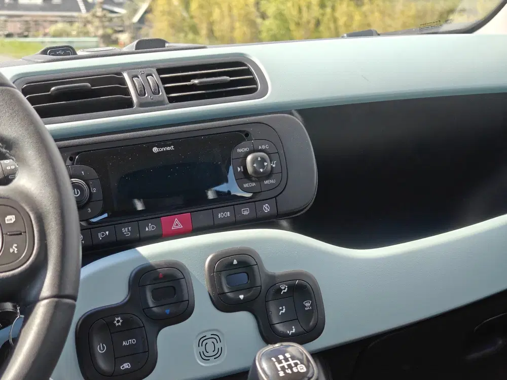 Fiat Panda 1.0 Hybrid Launch Edition (bj 2020) uit 2020, foto 11