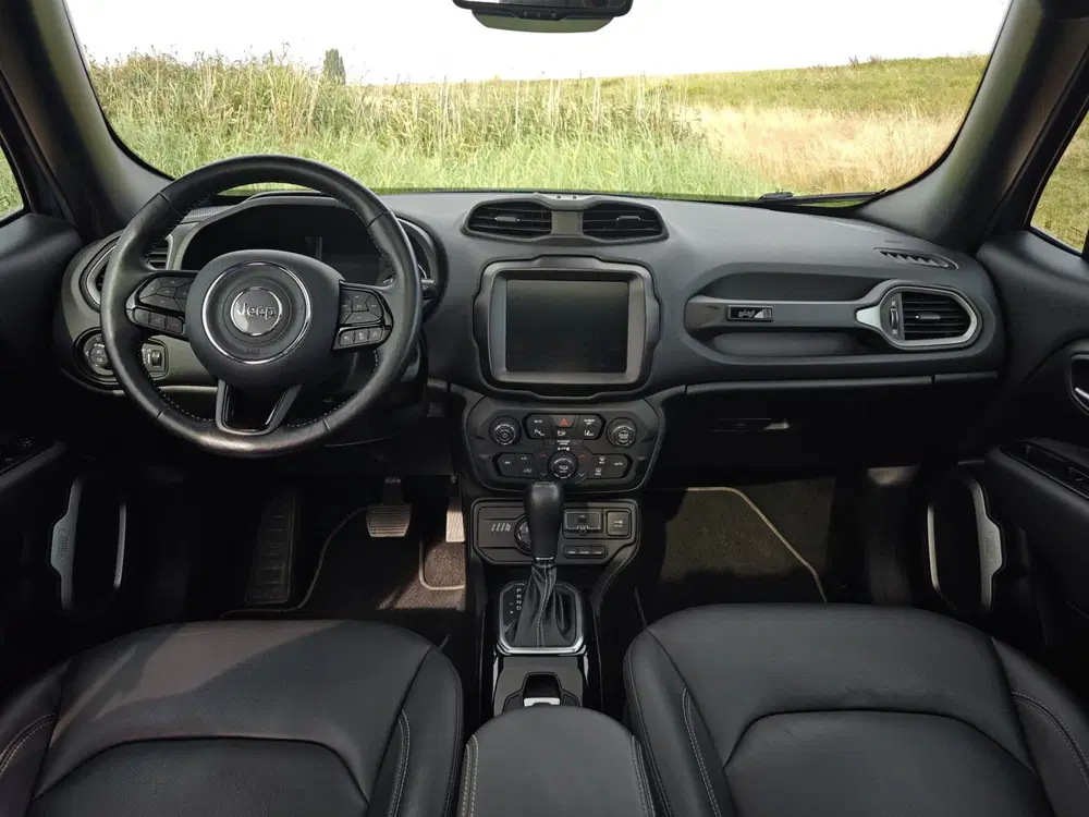 Jeep Renegade 240pk Plug-in Hybrid 80th Anniversary uit 2021, foto 3