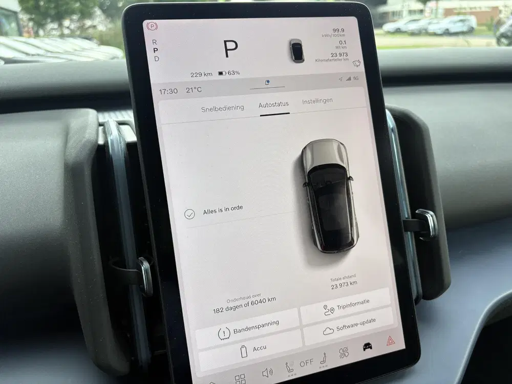 Volvo EX30 Single Motor Extended Range Plus 69 kWh uit 2025, foto 13