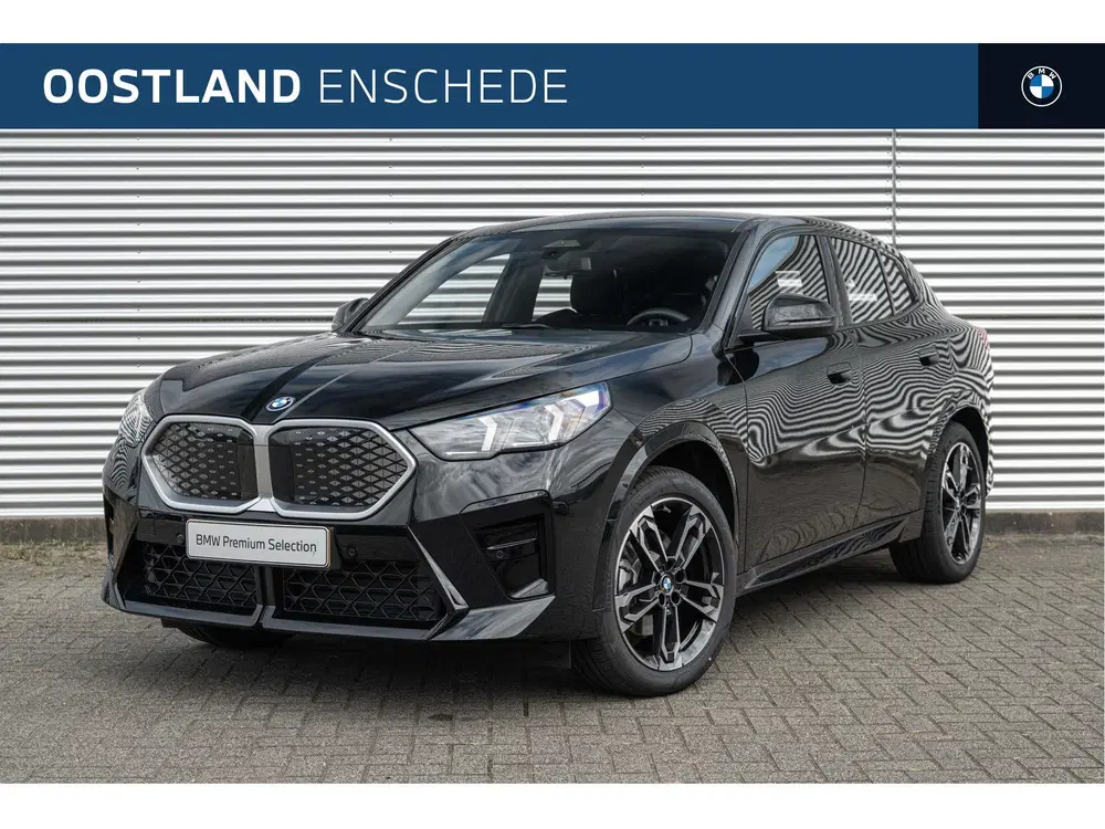 BMW iX2 xDrive30 M Sport uit 2025