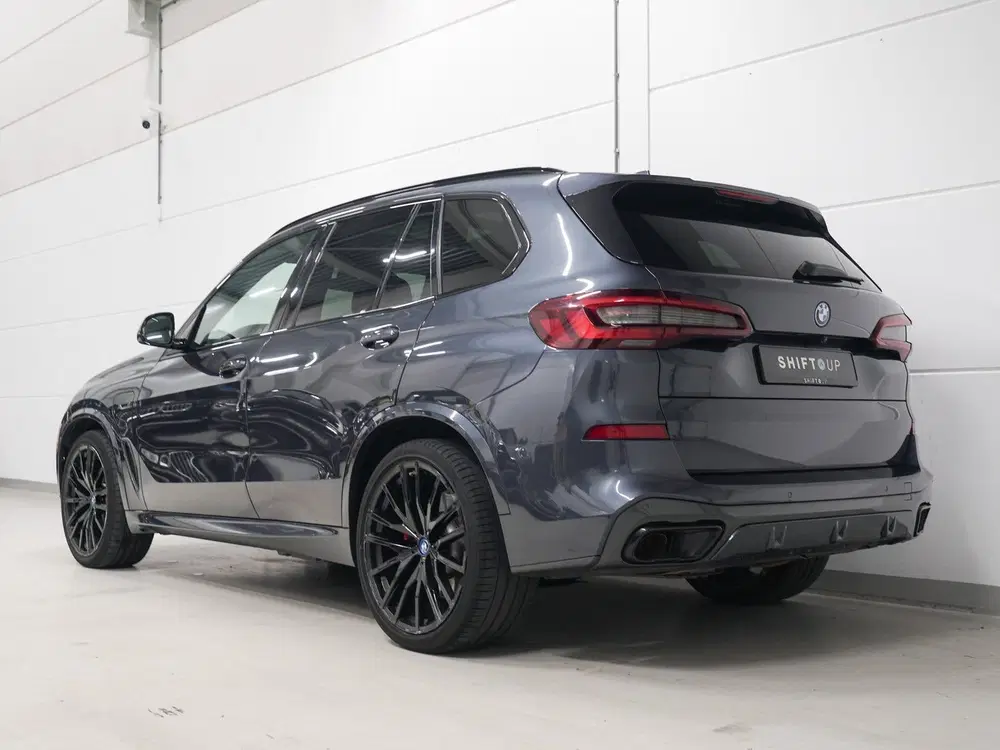 BMW X5 xDrive45e M-Sport uit 2022, foto 6