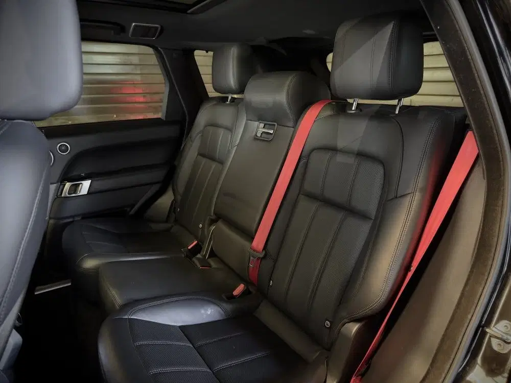 Land Rover Range Rover Sport HSE Dynamic uit 2020, foto 7