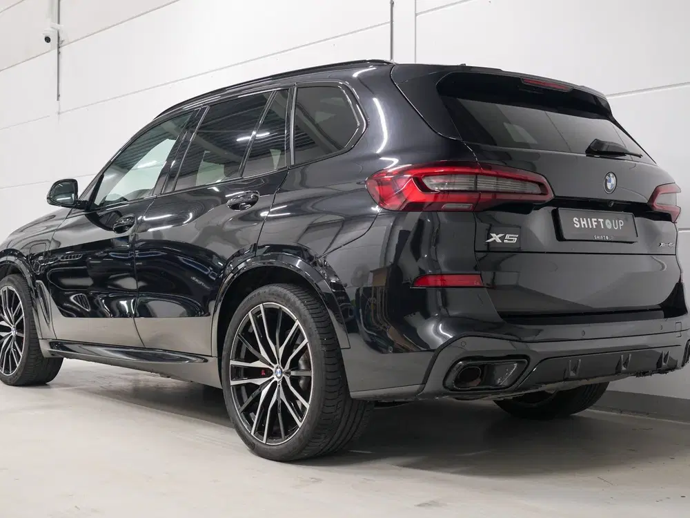 BMW X5 xDrive45e M-Sport uit 2021, foto 6