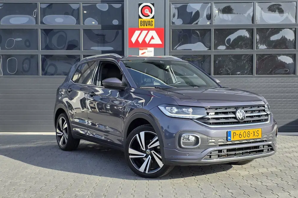 Volkswagen T-Cross 1.0 TSI R-Line uit 2022, foto 11