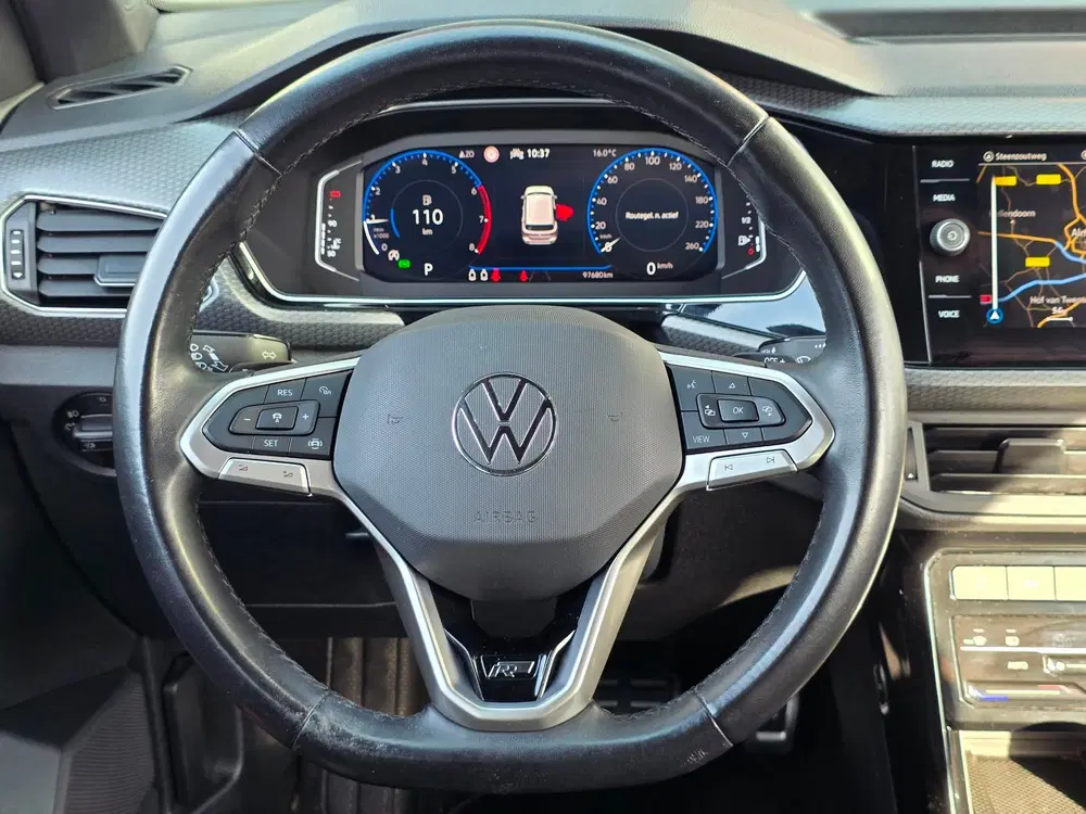 Volkswagen T-Cross 1.0 TSI R-Line uit 2022, foto 4