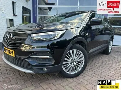Opel Grandland 1.2 Turbo Innovation * NAVIGATIE * AIRCO uit 2019