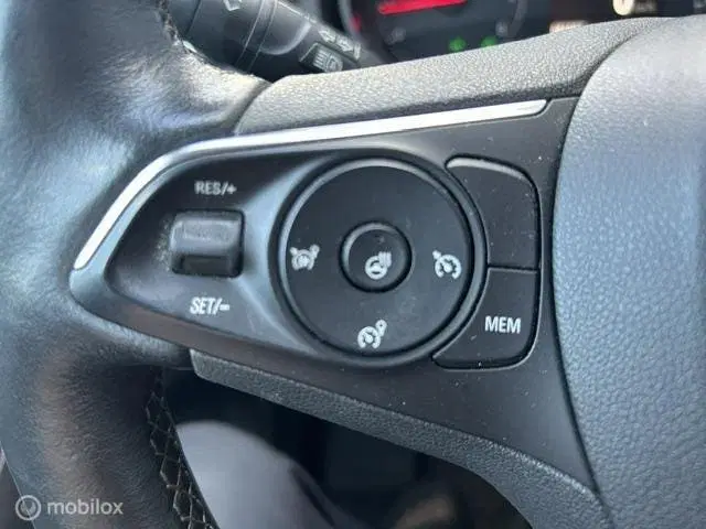 Opel Grandland 1.2 Turbo Innovation * NAVIGATIE * AIRCO uit 2019, foto 11
