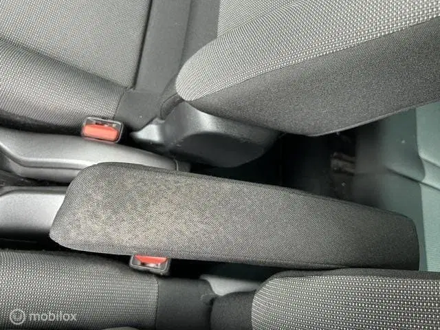 Citroën C3 Aircross Citroen C3 Aircross 1.2 Business AUTOMAAT uit 2020, foto 15