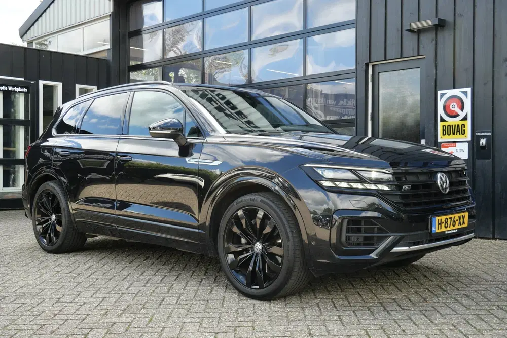 Volkswagen Touareg 3.0 TSI R-Line 340 PK uit 2019