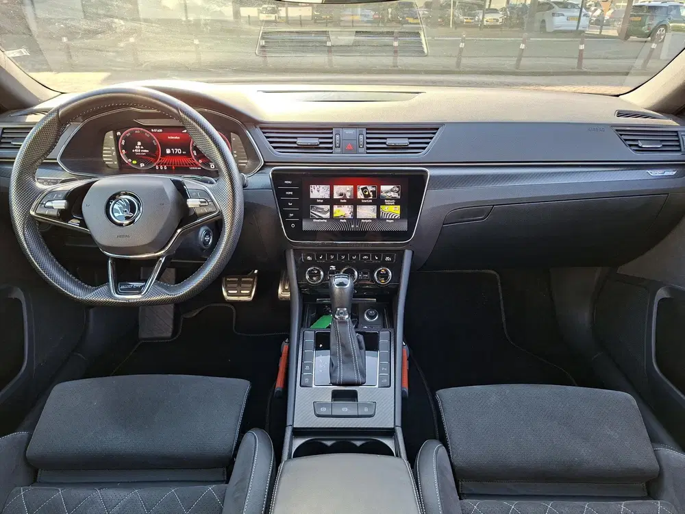 Skoda Superb 1.5 TSI ACT Sportline Business Carplay Sp uit 2023, foto 2