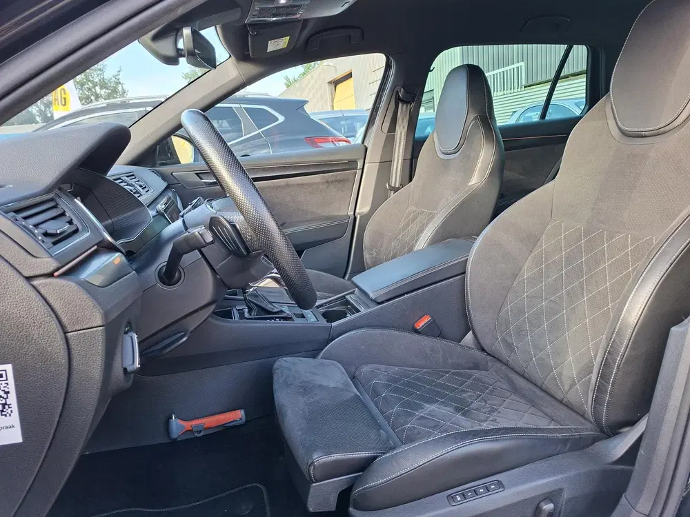 Skoda Superb 1.5 TSI ACT Sportline Business Carplay Sp uit 2023, foto 5