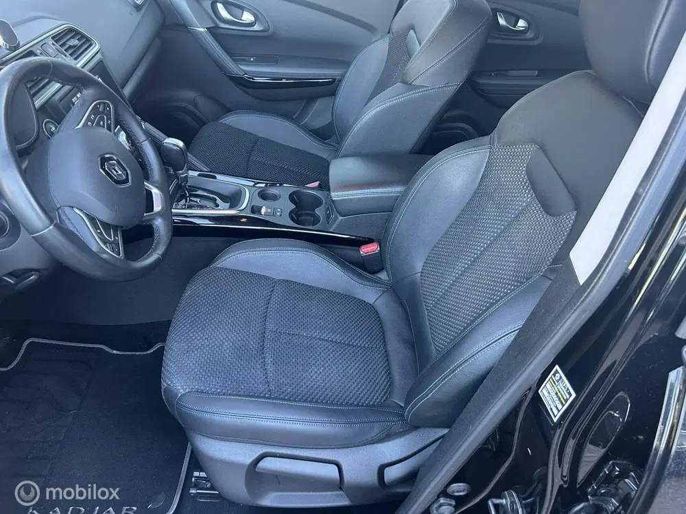 Renault Kadjar 1.3 TCe Black Edition * AUTOMAAT * NAVIGAT uit 2019, foto 6