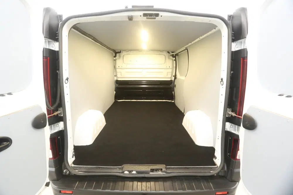 Renault Trafic 2.0 dCi 145PK L2H1 uit 2021, foto 2