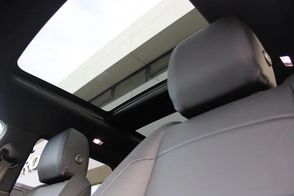 Land Rover Range Rover Evoque P270e S uit 2025, foto 11