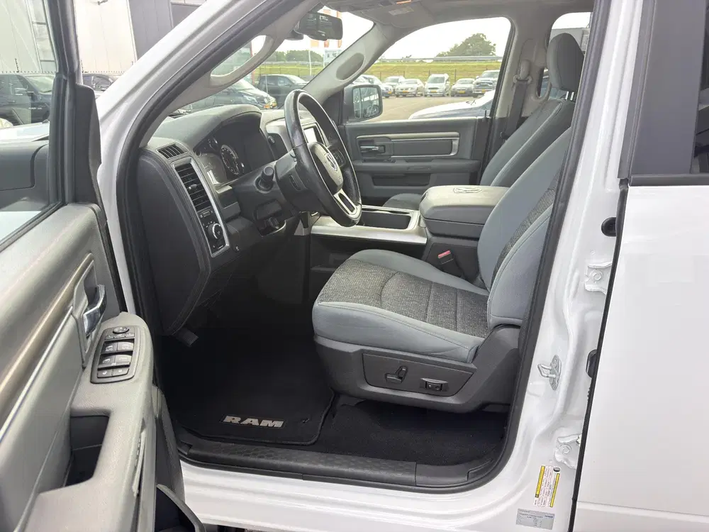 Dodge RAM 5.7 V8 4x4 Crew Cab Laramie uit 2019, foto 10
