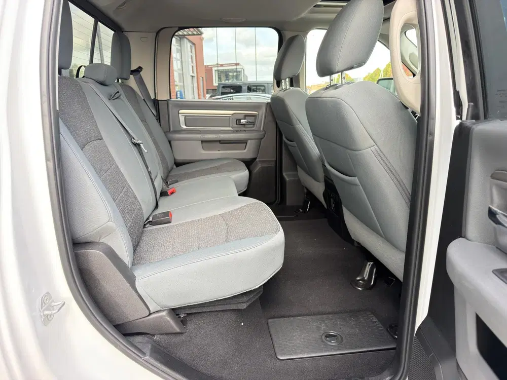 Dodge RAM 5.7 V8 4x4 Crew Cab Laramie uit 2019, foto 5