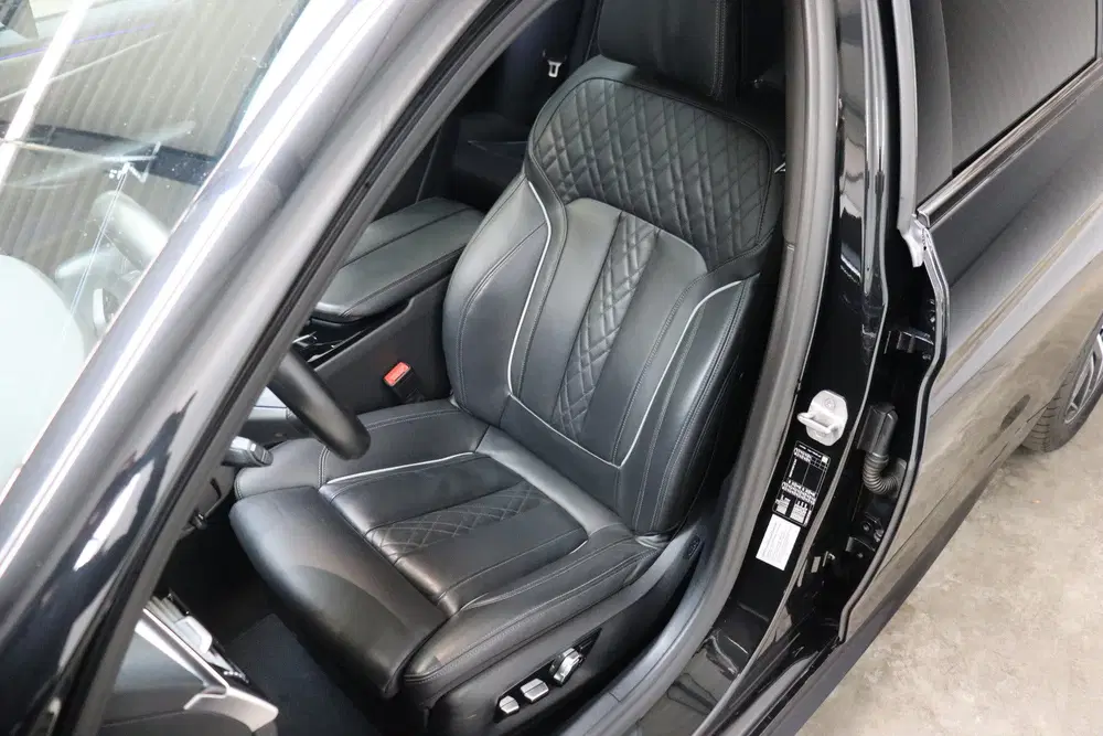 BMW 5-serie 530i High Executive M Sport Pakket Automaa uit 2021, foto 15