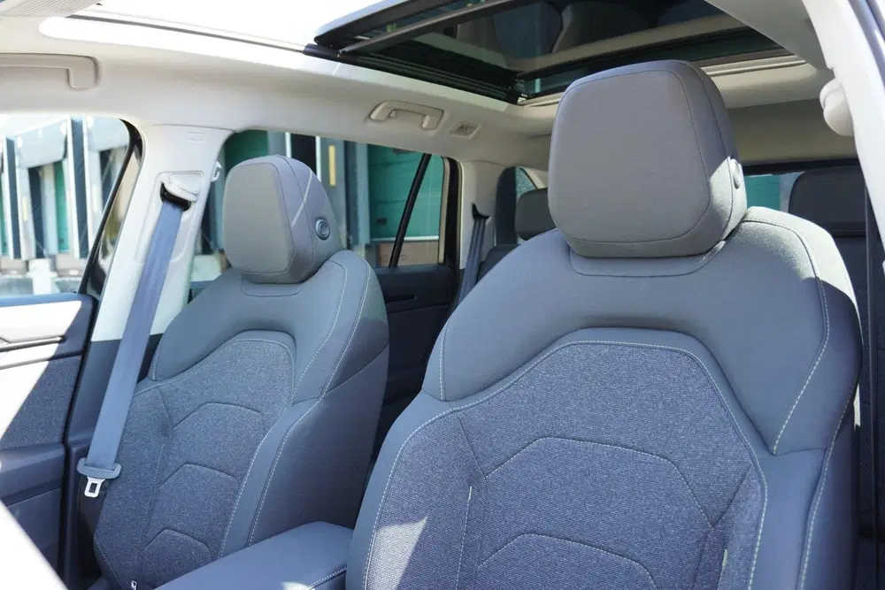 Skoda Kodiaq 1.5 TSI 204pk PHEV Business Edition Plus uit 2026, foto 4