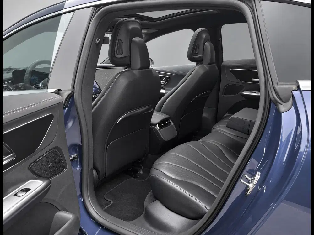 Mercedes-Benz EQE 300 Business Edition uit 2025, foto 9